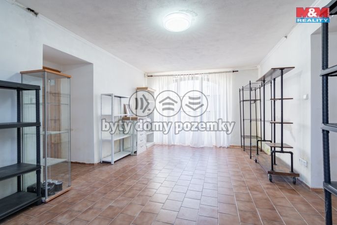 Prodej, Obchod a služby, Čížová