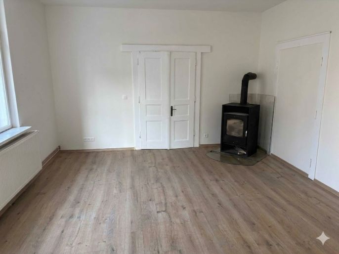 Pronájem, Byt 1+1, Benešov nad Ploučnicí