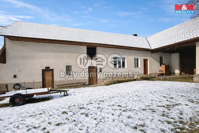 Prodej, Zemědělská usedlost, Chlum