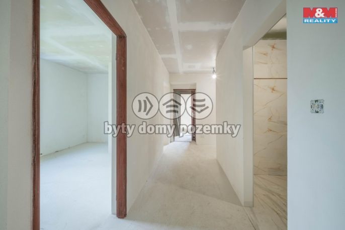 Prodej, Byt 4+1, Kladno