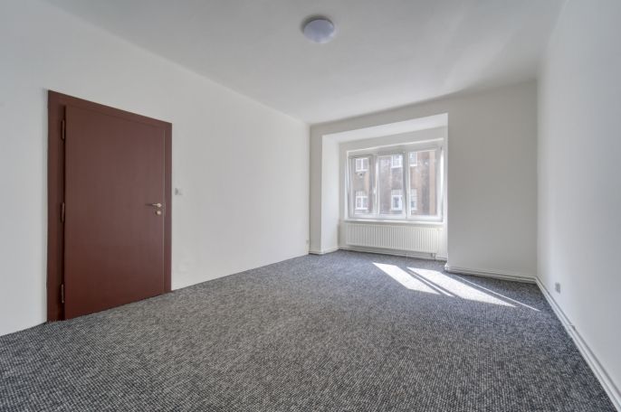 Pronájem, Byt 2+1, Plzeň