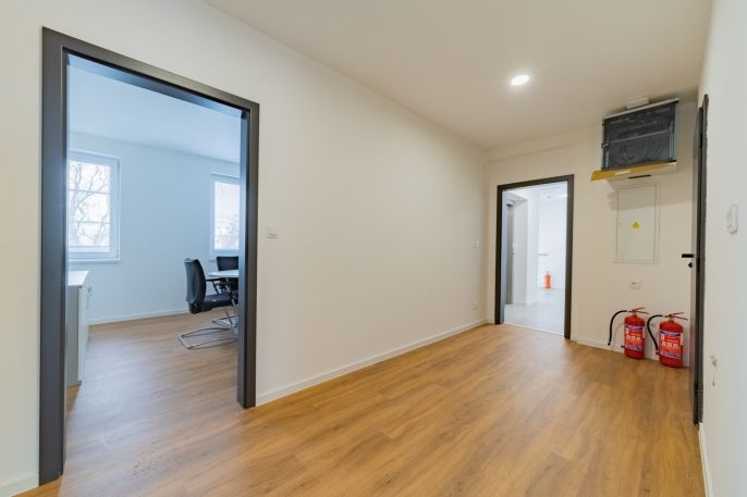 Pronájem, Kancelářský prostor, Cheb