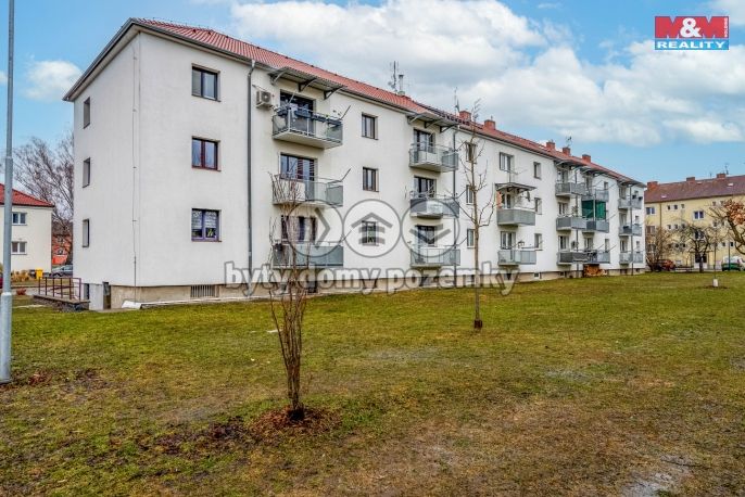 Prodej, Byt 3+1, Milovice