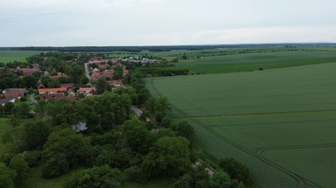 Prodej, Pole, Záhornice