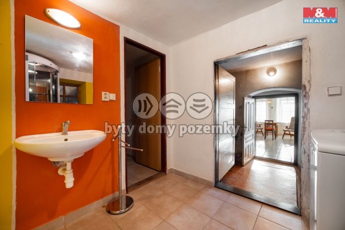 Prodej, Rodinný dům, Makov