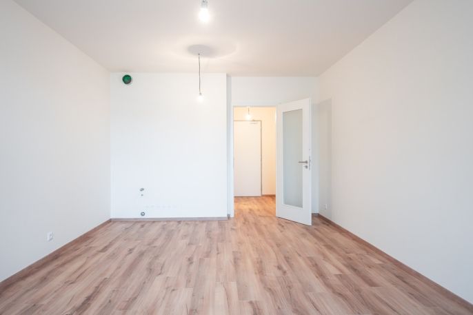 Pronájem, Byt 1+kk, Praha