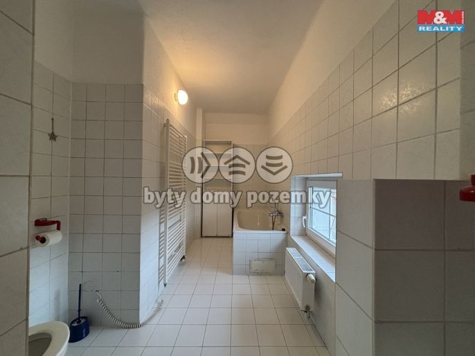 Pronájem, Byt 2+1, Trutnov