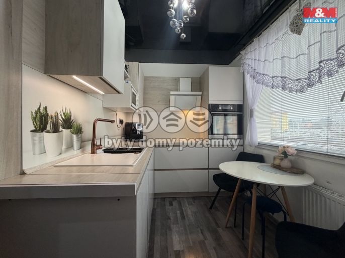 Prodej, Byt 3+1, Chomutov