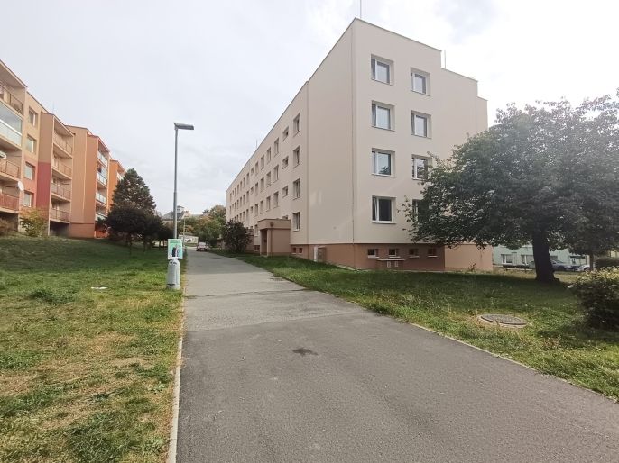 Pronájem, Byt 1+kk, Slaný