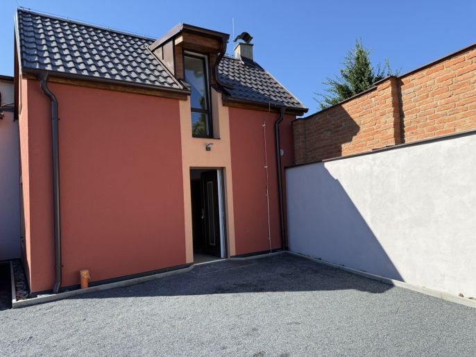 Pronájem, Kancelářský prostor, Měšice