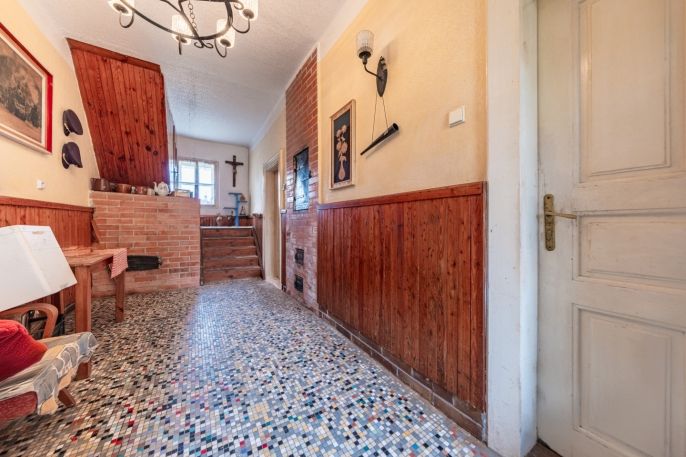 Prodej, Zemědělská usedlost, Zásmuky