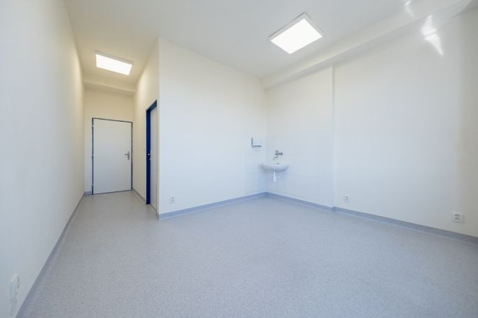 Pronájem, Obchod a služby, Praha