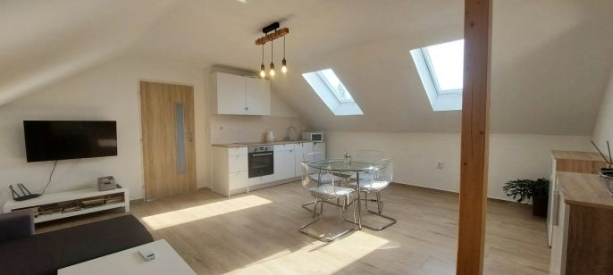 Pronájem, Byt 3+kk, Mirotice