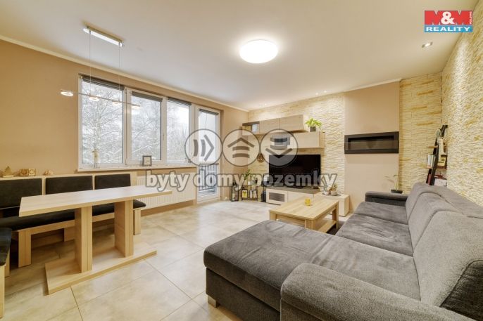 Prodej, Byt 3+1, Valy