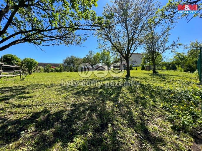 Prodej, Zahrada, Roštín