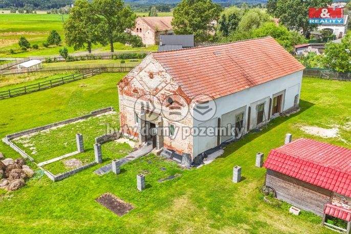 Prodej, Zemědělský objekt, Křižovatka