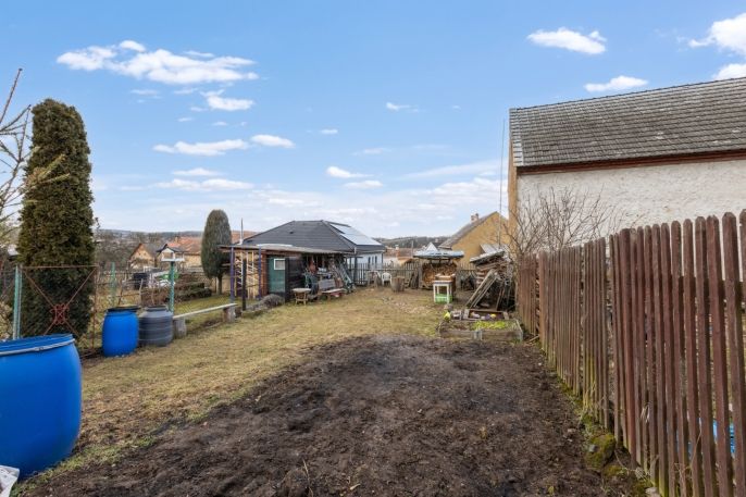 Prodej, Byt 3+1, Bzová