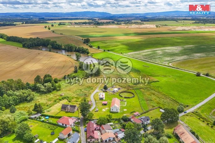 Prodej, Zemědělský objekt, Křižovatka