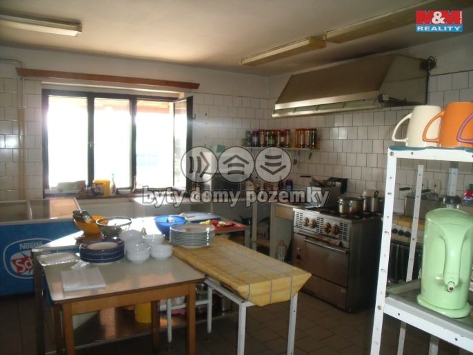 Prodej, Obchod a služby, Babice