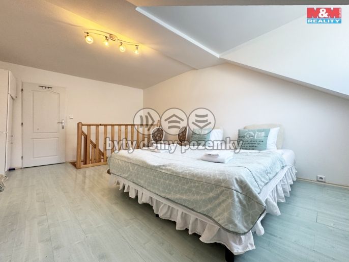 Pronájem, Byt 3+1, Karlovy Vary