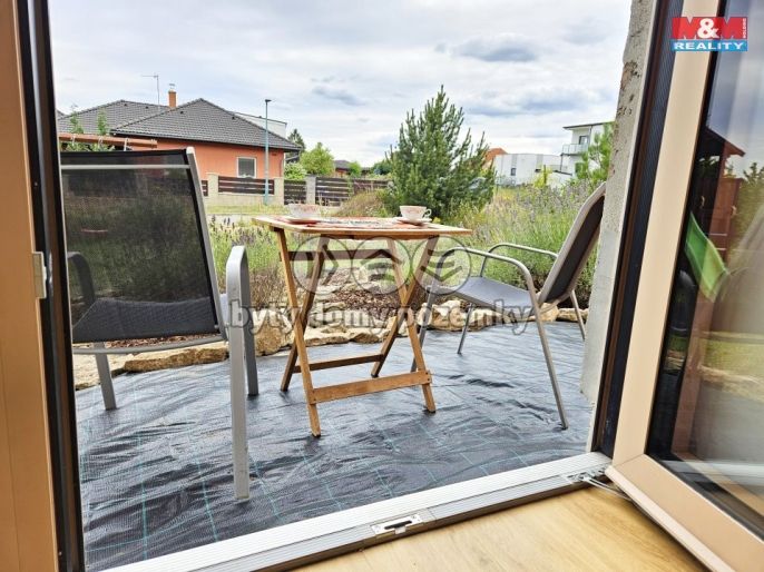 Pronájem, Byt 1+kk, Bradlec