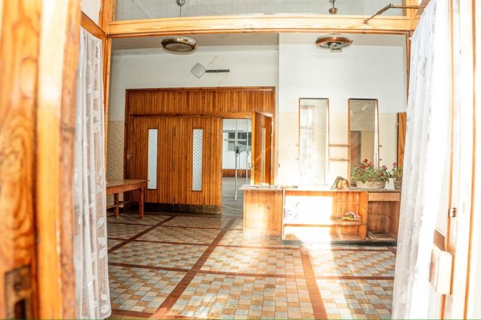 Pronájem, Obchod a služby, Hradešice