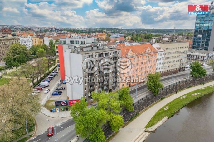 Prodej, Byt 4+1, Plzeň