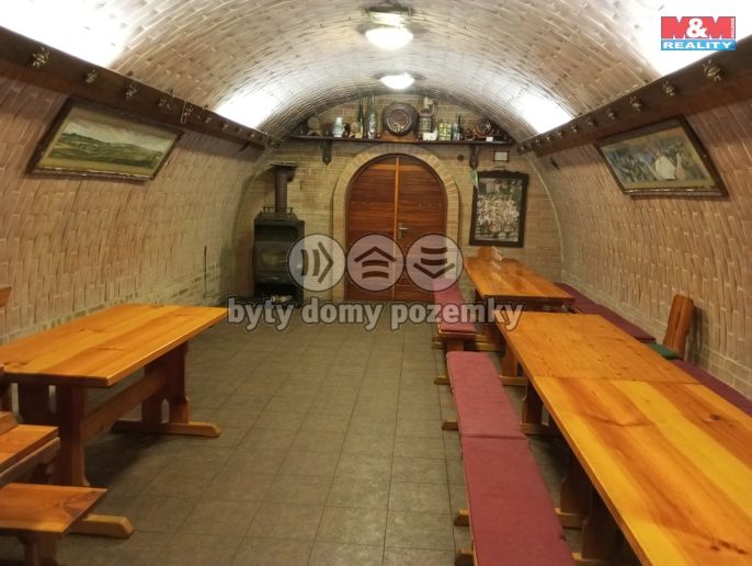 Prodej, Vinný sklep, Vacenovice