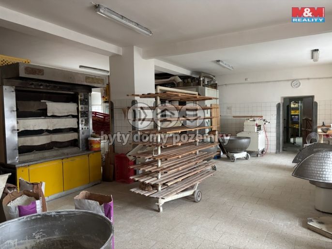 Prodej, Obchod a služby, Bílčice