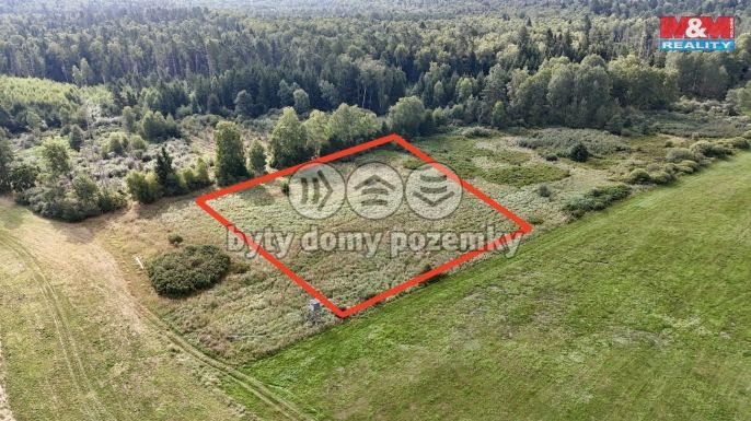 Prodej, Louka, Komárov