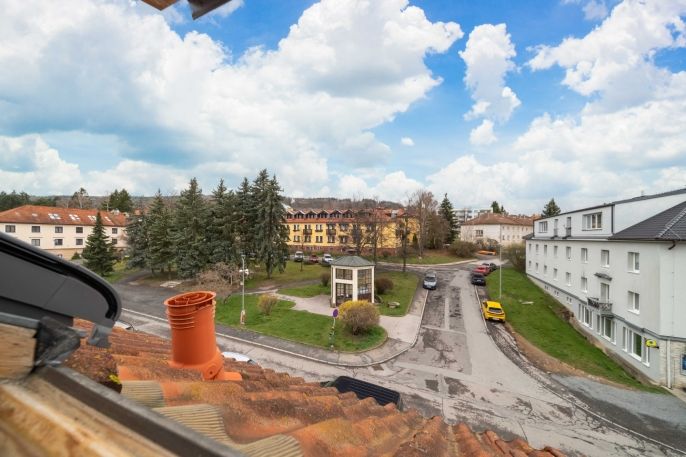 Prodej, Byt 1+kk, Mníšek pod Brdy