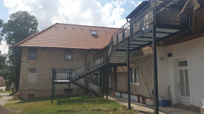 Pronájem, Byt 3+kk, Běstovice