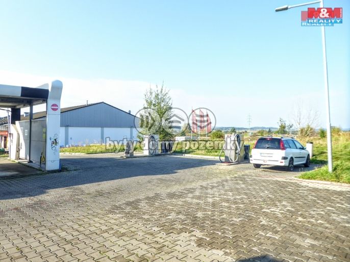 Prodej, Obchod a služby, Ostrov