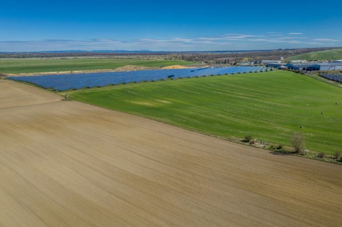Prodej, Pole, Benátky nad Jizerou