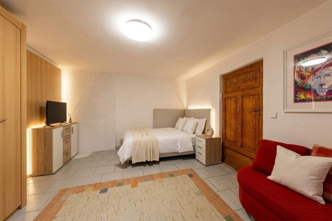 Prodej, Byt 1+1, 53 m², Karlovy Vary, Chebská