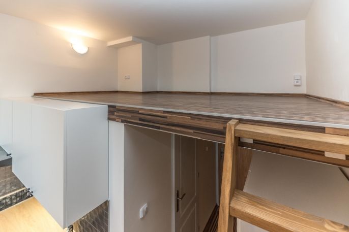 Pronájem, Byt 1+kk, Praha