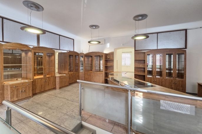 Pronájem, Obchod a služby, Karlovy Vary