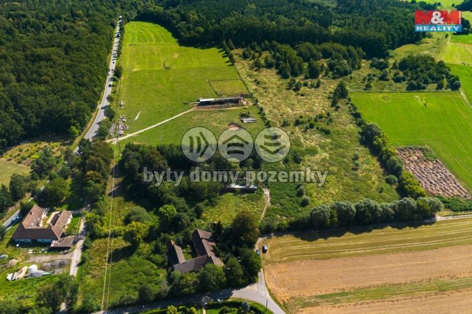 Prodej, Zemědělská usedlost, Hracholusky