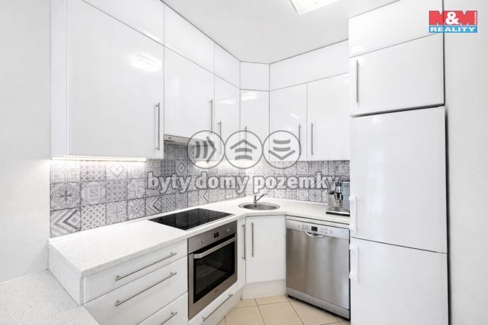 Prodej, Byt 1+kk, Praha