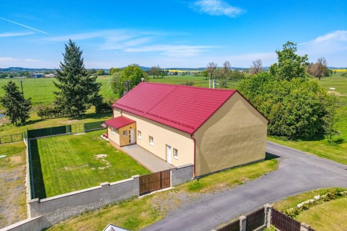 Prodej, Rodinný dům, Teplá