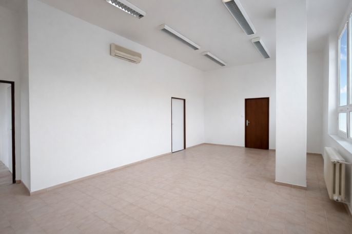 Pronájem, Kancelářský prostor, Louny