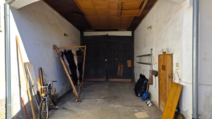 Prodej, Zemědělská usedlost, Dešov