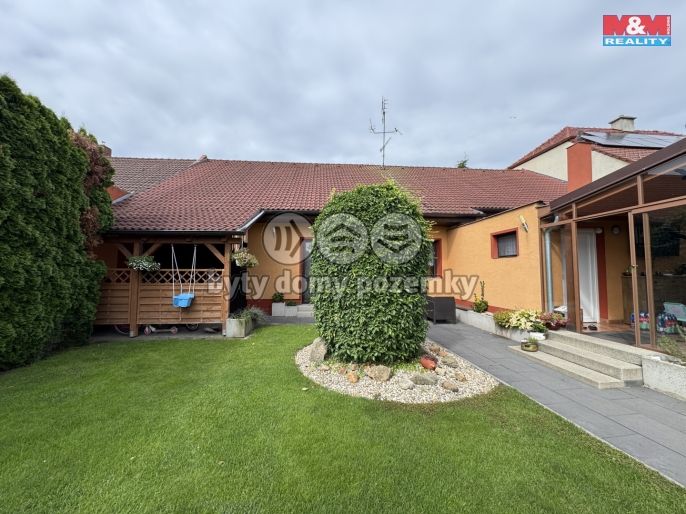 Prodej, Rodinný dům, Ladná