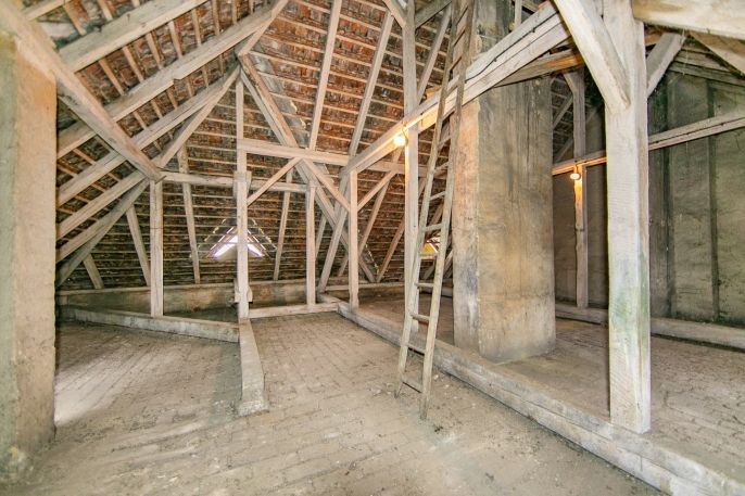 Prodej, Půdní prostor, Plzeň