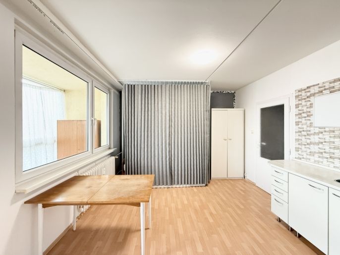 Pronájem, Byt 1+kk, Praha