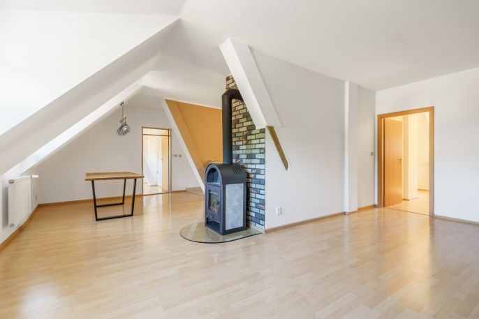 Pronájem, Byt 3+1, Cheb