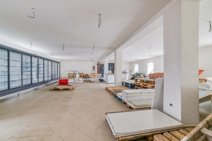 Prodej, Obchod a služby, Žlutice
