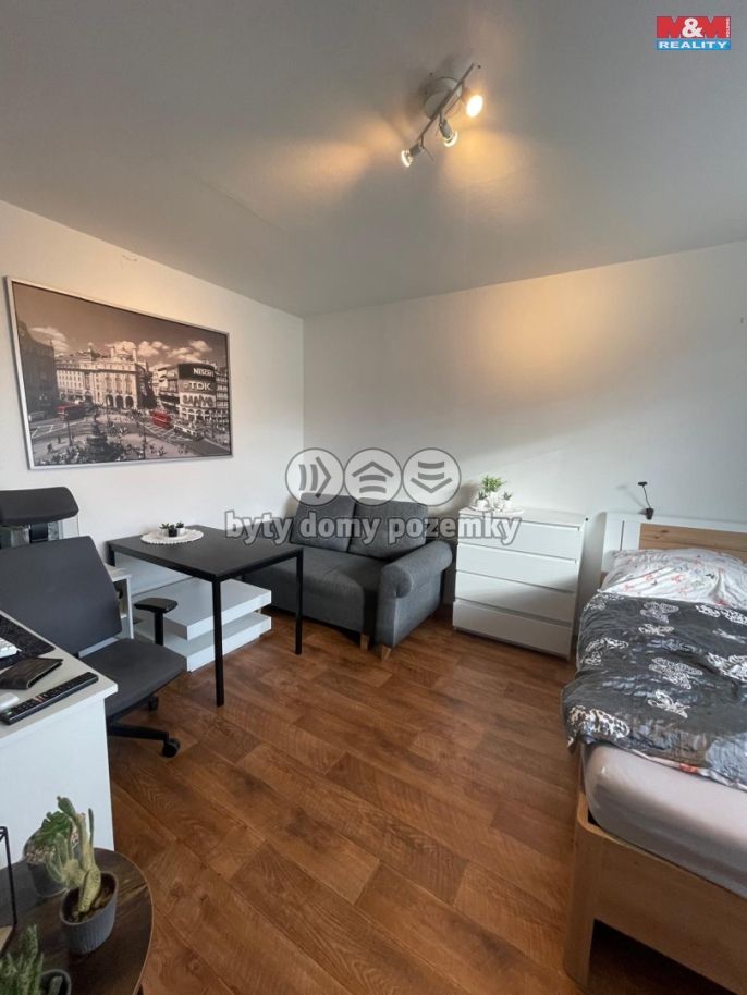 Pronájem, Byt 1+1, Děčín