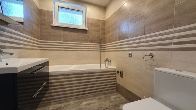 Pronájem, Byt 2+1, Ostrov