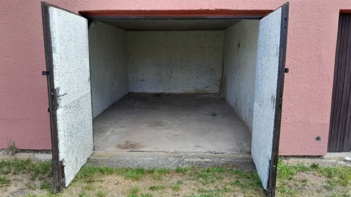 Prodej, Garáž, Strakonice